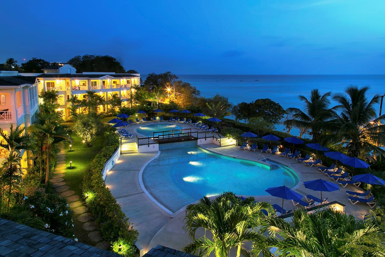 Villas & Suites At Beach View Paynes Bay Exterior photo